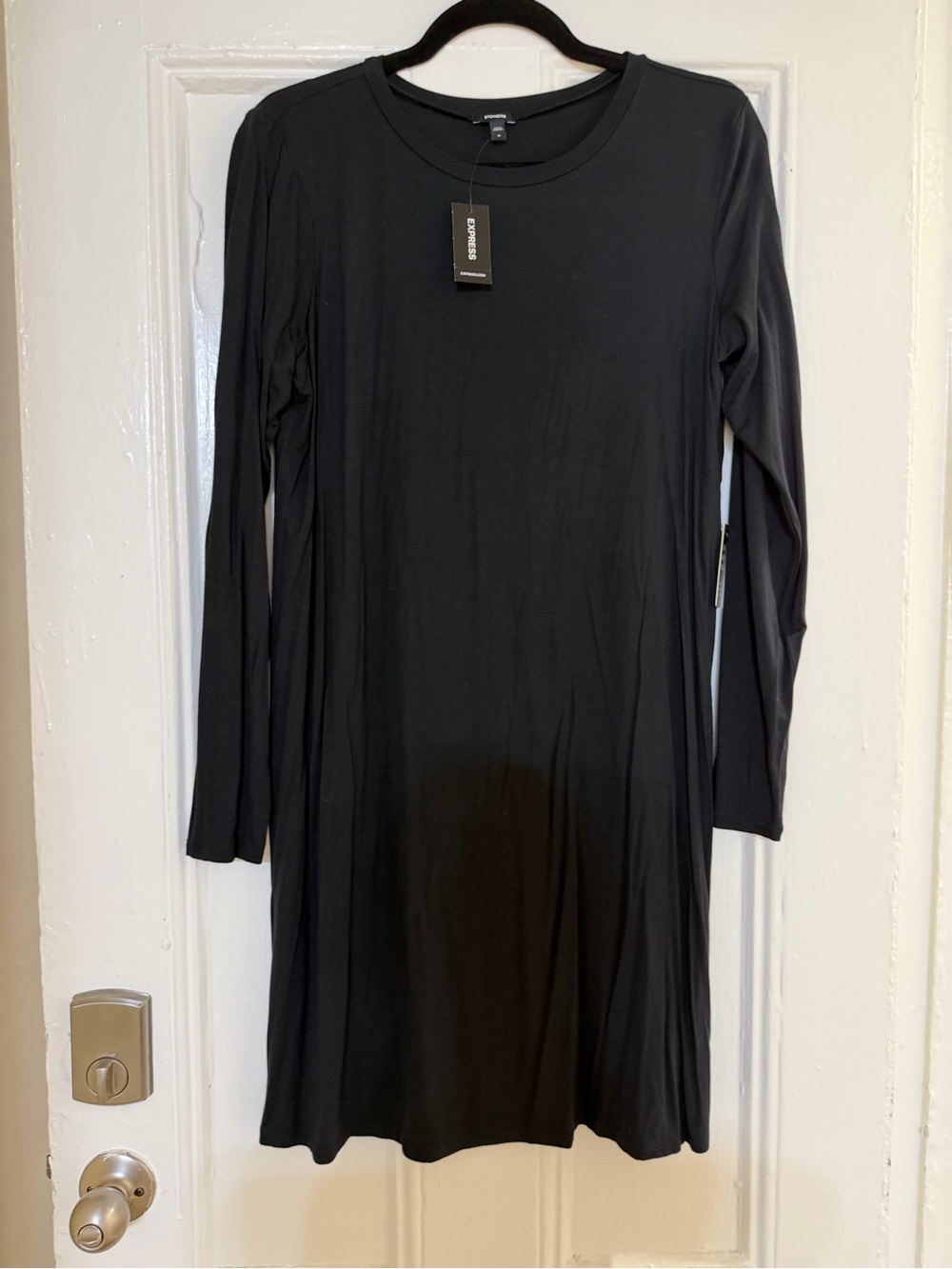 Express Black Long Sleeve Crewneck Shift Dress